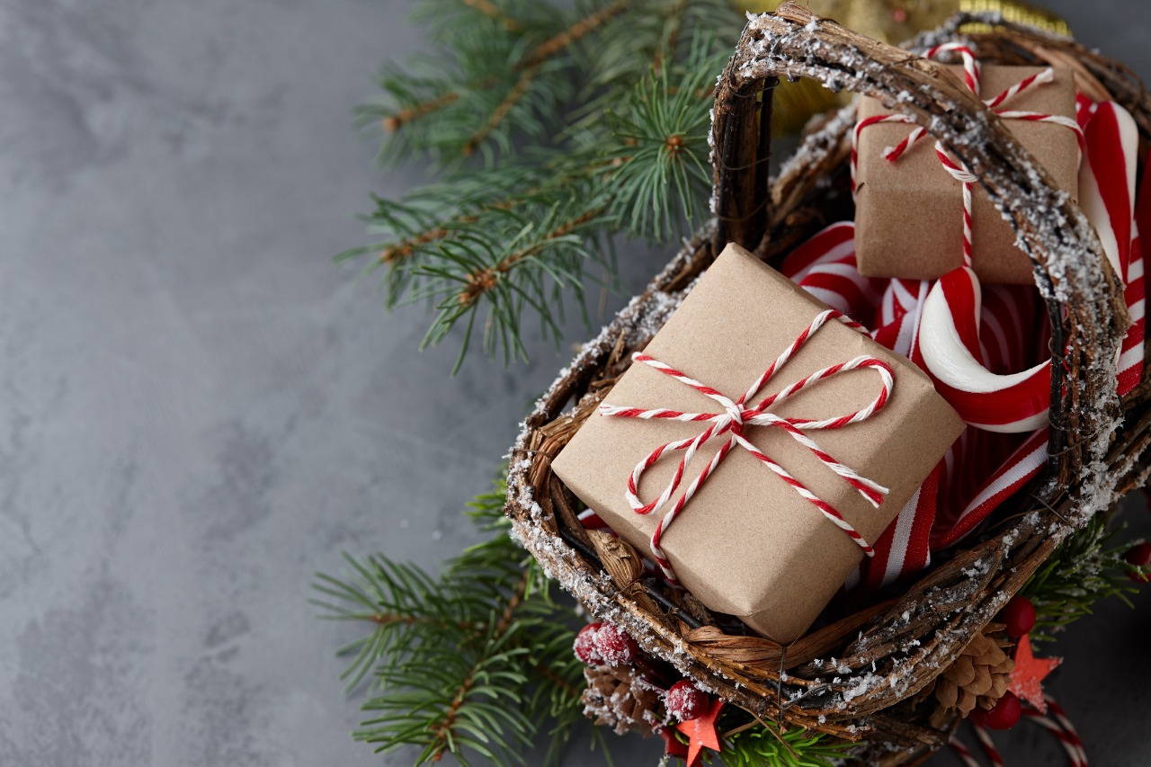 O que compõe uma cesta de natal e como ela se diferencia de uma cesta  básica? – Cestas Persona